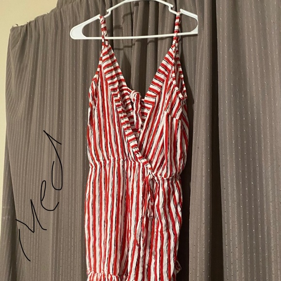 Romper - Picture 2 of 2